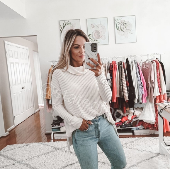 Anthropologie Sweaters - Anthropologie Maeve ivory ribbed slightly oversized cowl neck sweater top